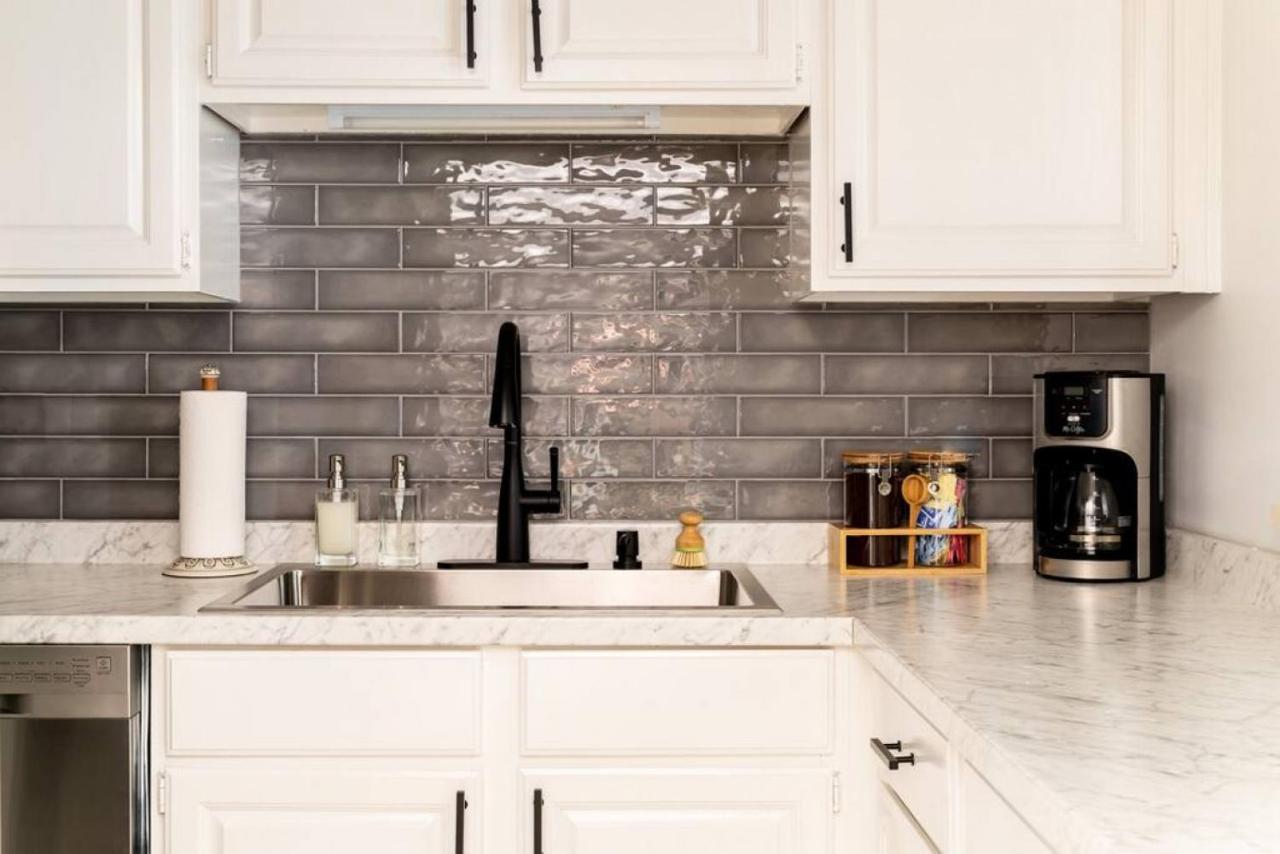 Stylish Downtown Nashville 3 Beds, 1 Bedroom With Private Patio, Parking Buitenkant foto