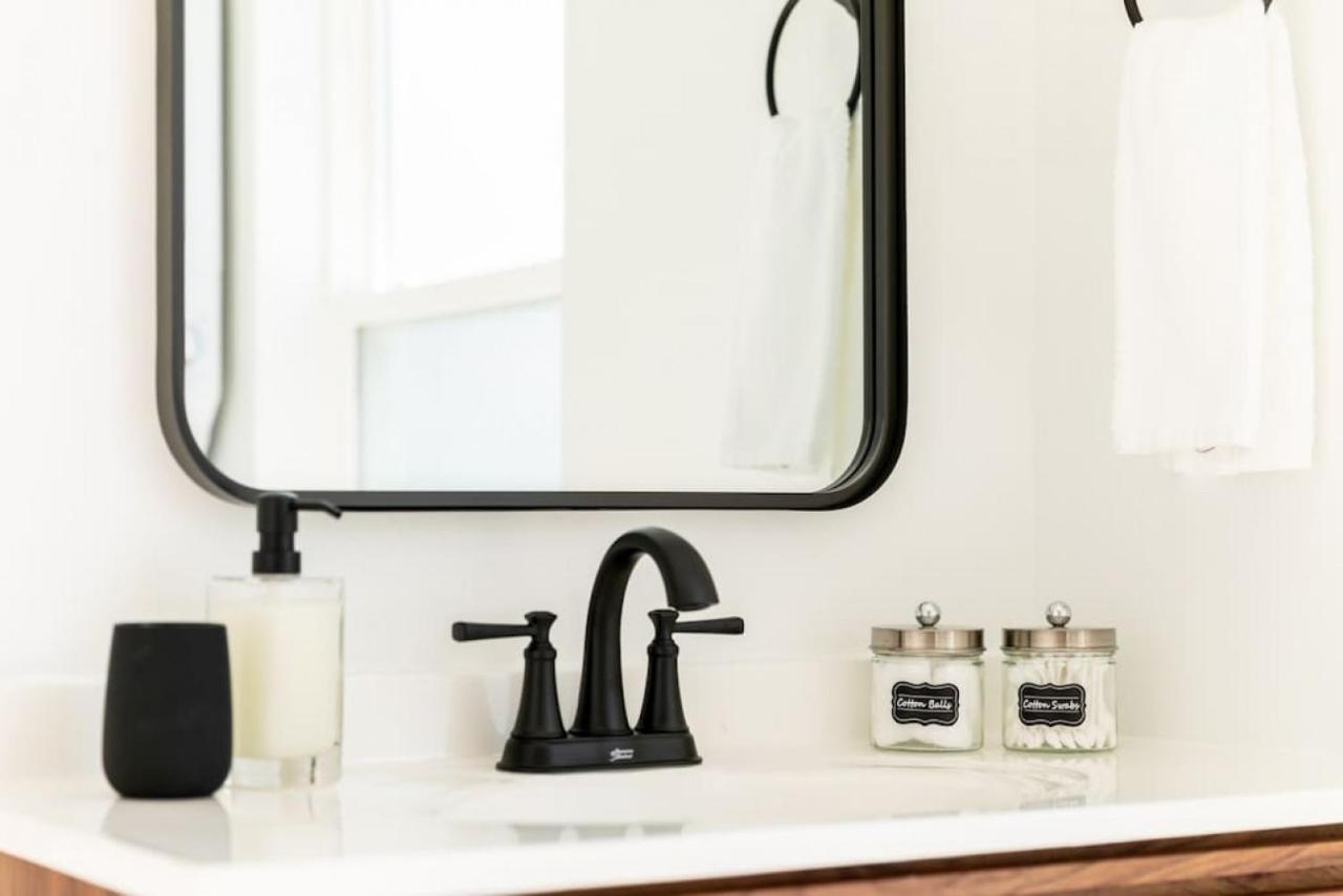 Stylish Downtown Nashville 3 Beds, 1 Bedroom With Private Patio, Parking Buitenkant foto